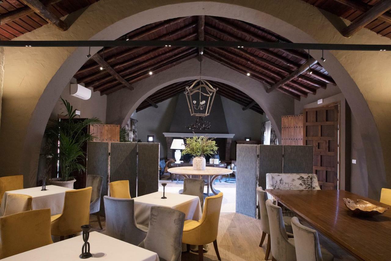 Hotel Rural Las Tejuelas Valdecaballeros Екстериор снимка
