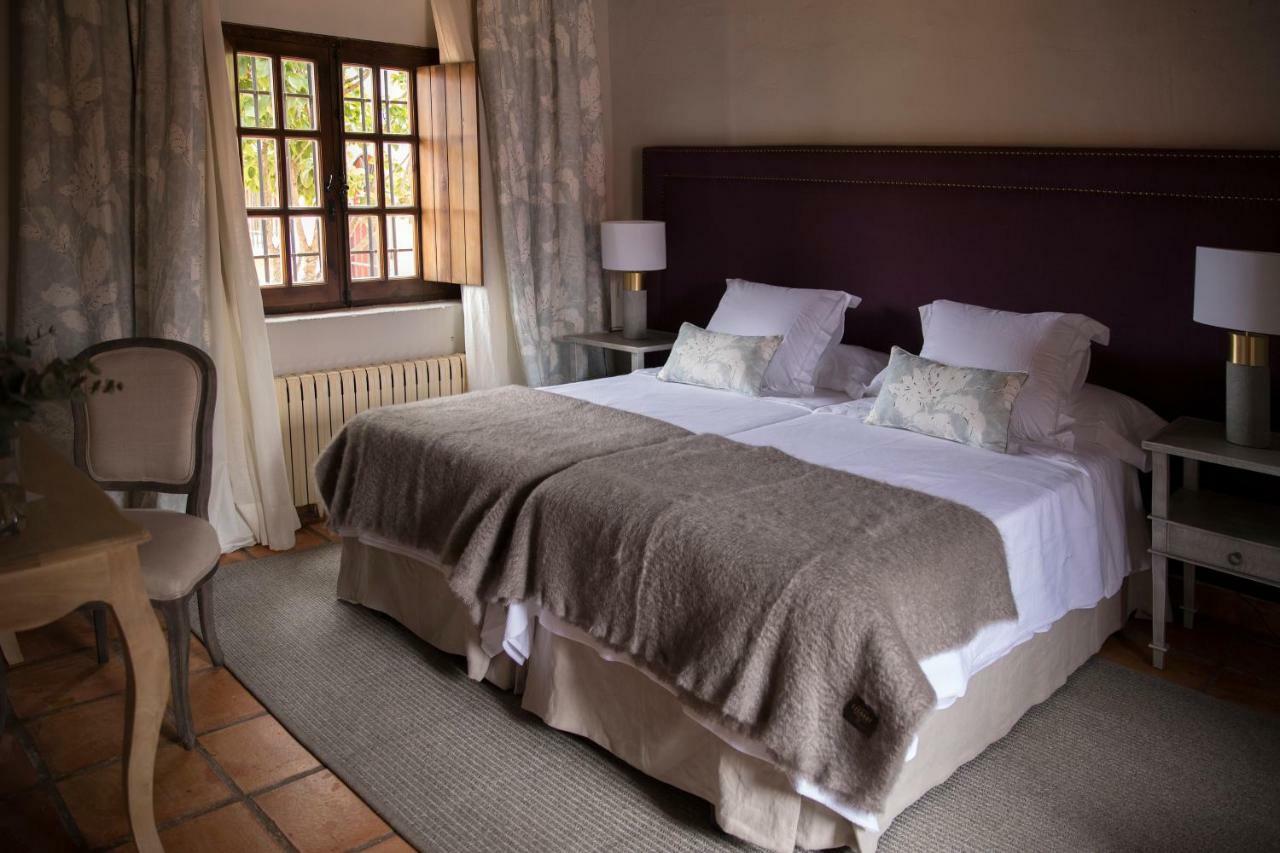 Hotel Rural Las Tejuelas Valdecaballeros Екстериор снимка