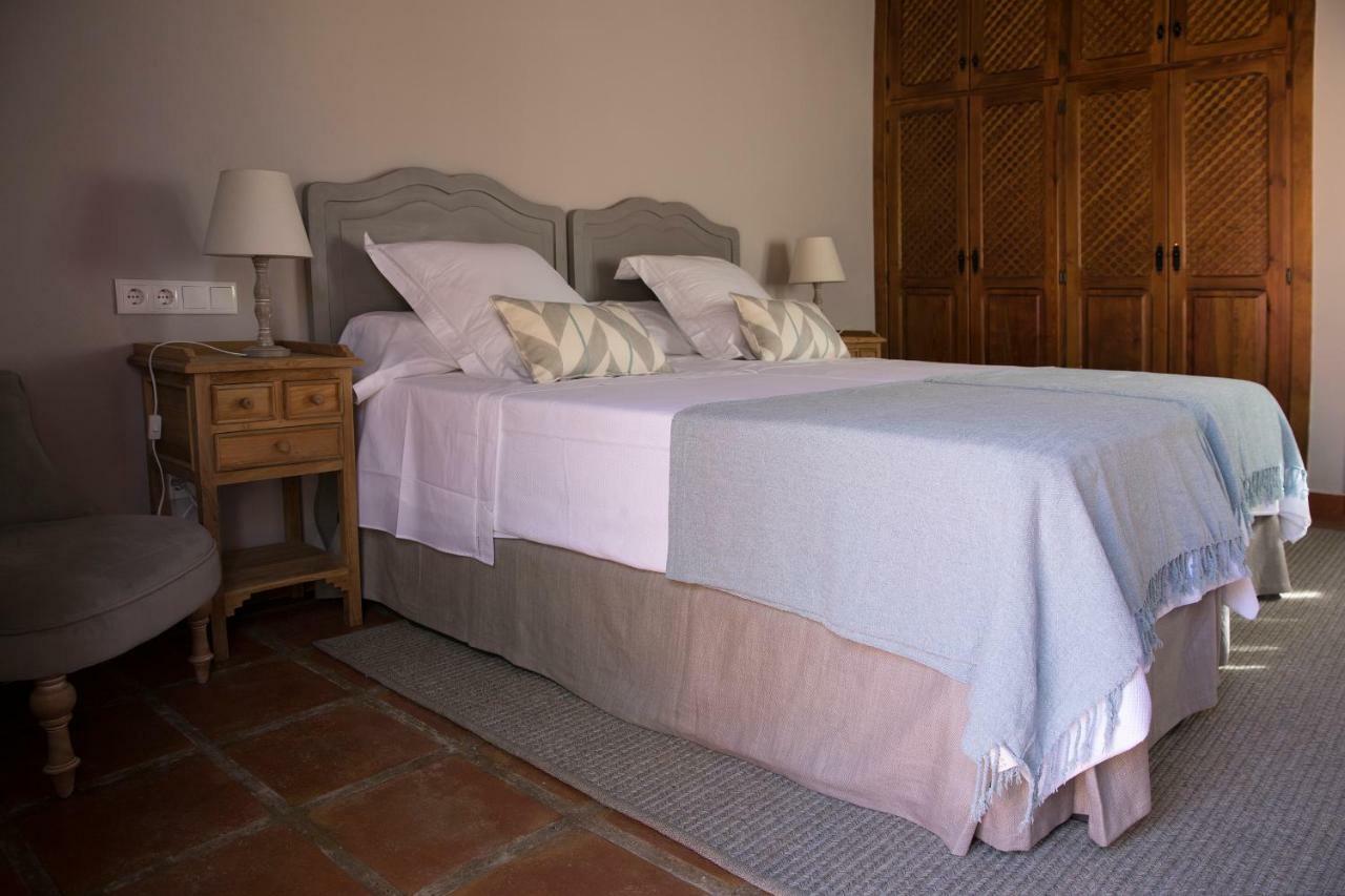 Hotel Rural Las Tejuelas Valdecaballeros Екстериор снимка