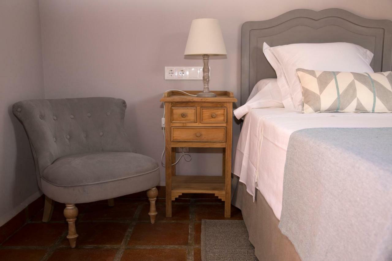 Hotel Rural Las Tejuelas Valdecaballeros Екстериор снимка